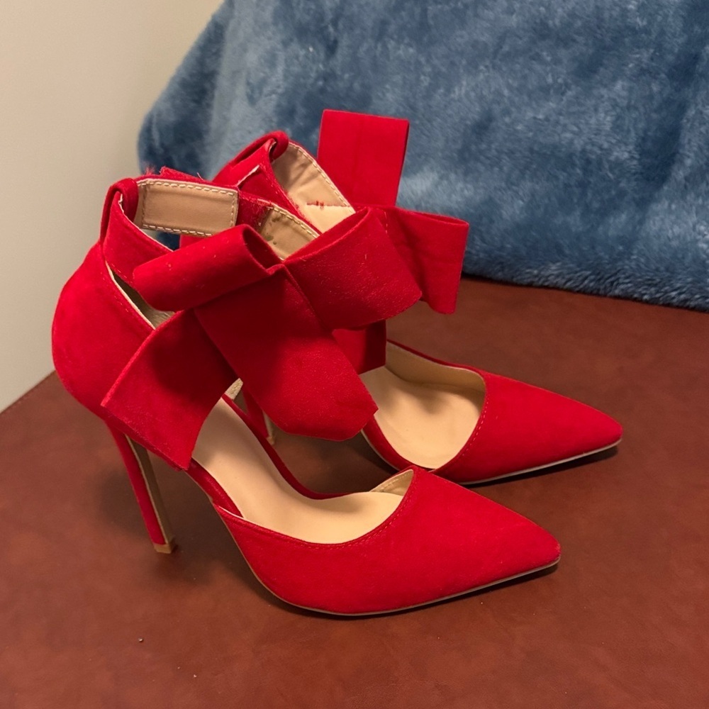 Elegant Red Bow Women's Heels